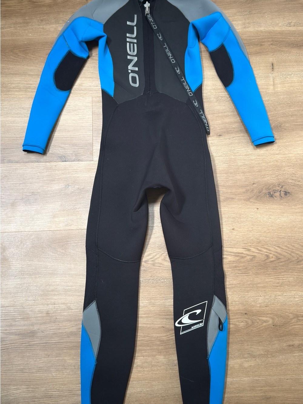O’Neill Youth Full Wetsuit Size 10 Blue/Black Excellent Condition